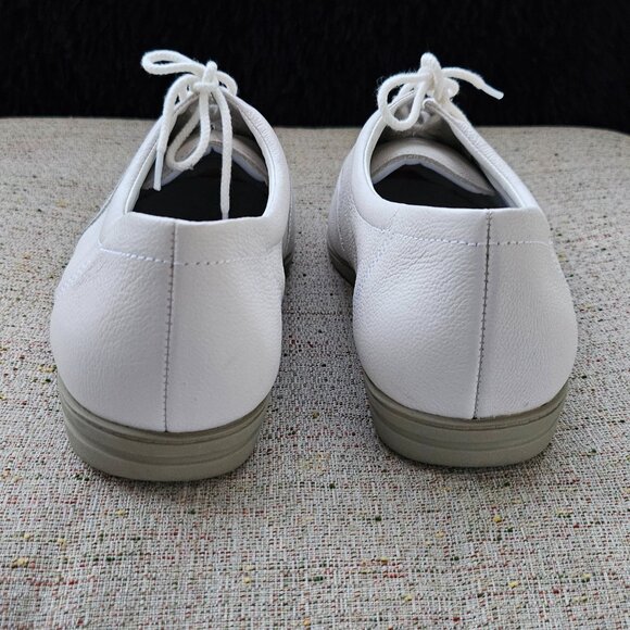 Easy Spirit Anti-Gravity Women IQ Motion10 leather Shoes Size 11 2E/D - Picture 6 of 11